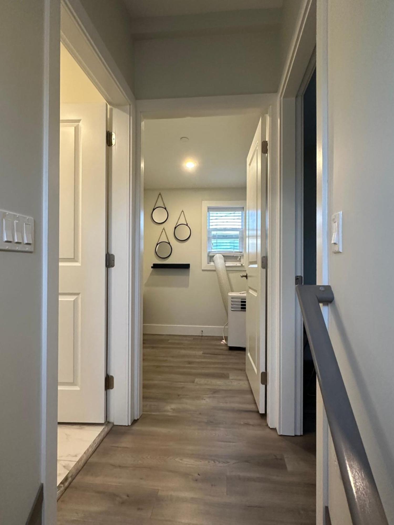 Bright And Cozy Modern Home In Vancouver - Central To Yvr-Downtown - Free Private Parking Zewnętrze zdjęcie